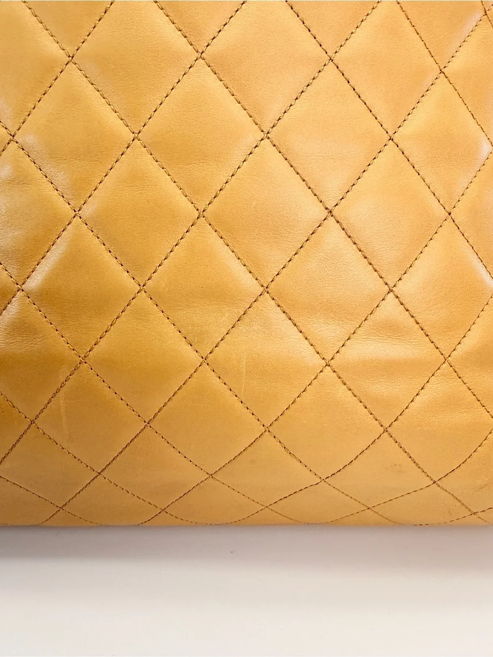 CHANEL authentic tote